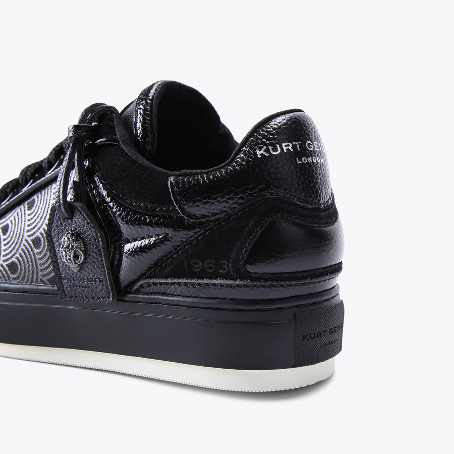 Southbank Tag Sneaker
