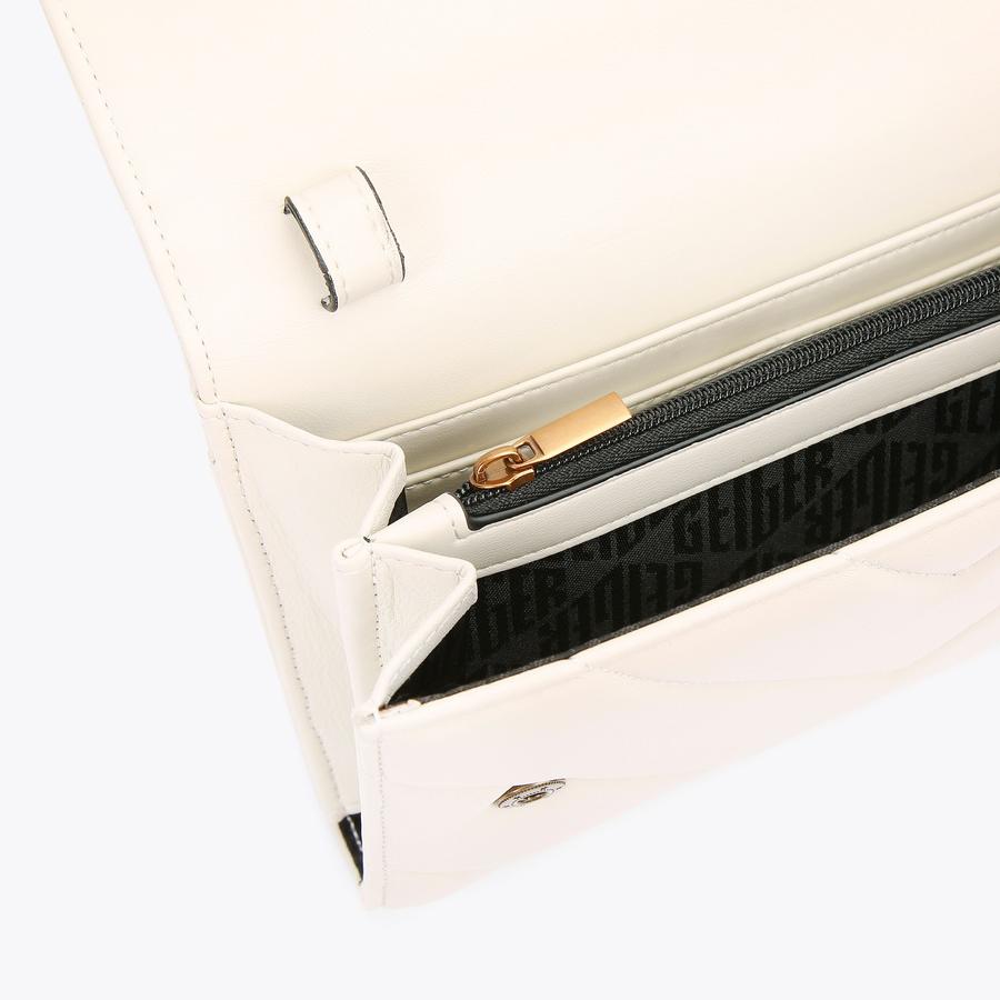 kensington-chain-wallet-bone-