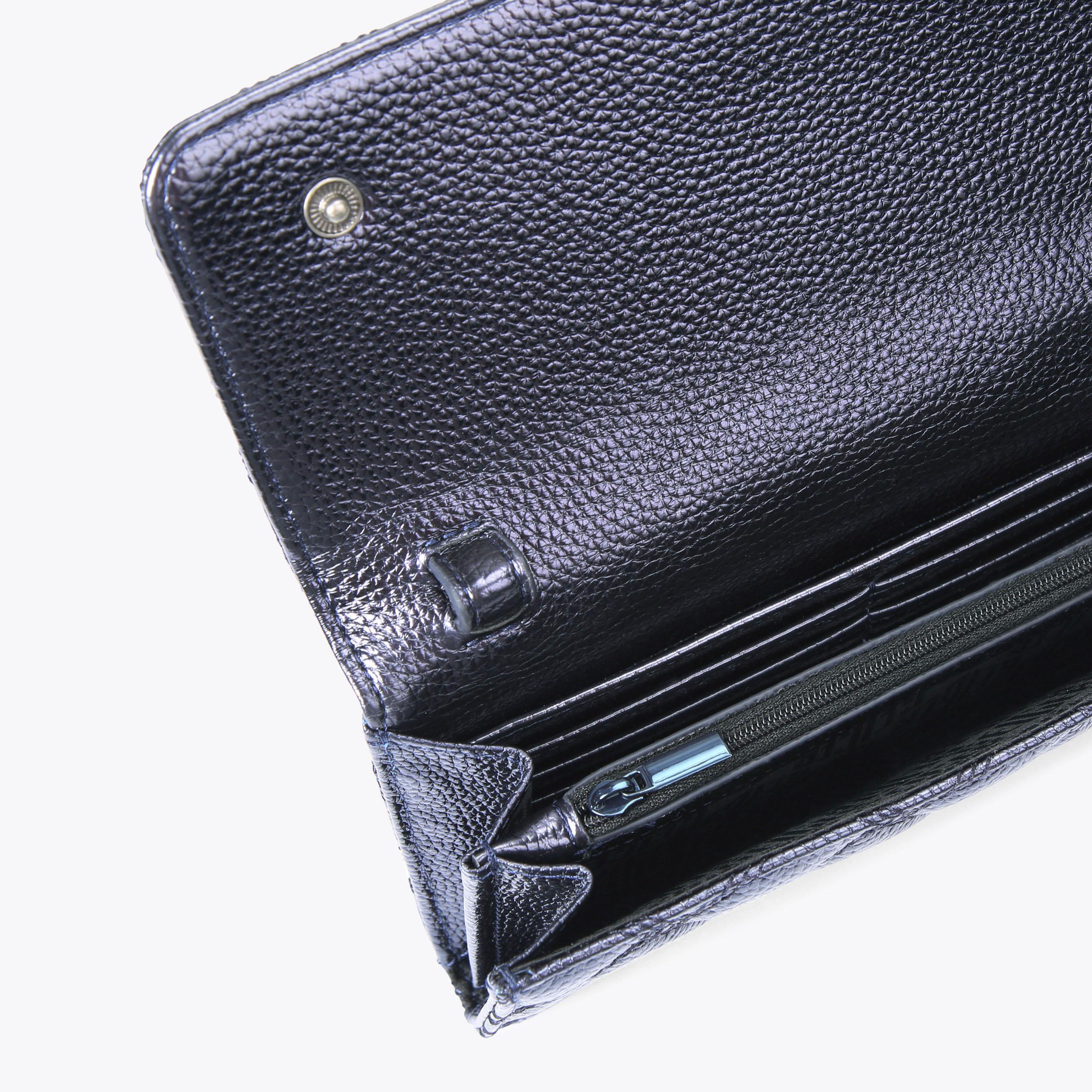 KENSINGTON CHAIN WALLET D Metallic Blue Chain Wallet by KURT