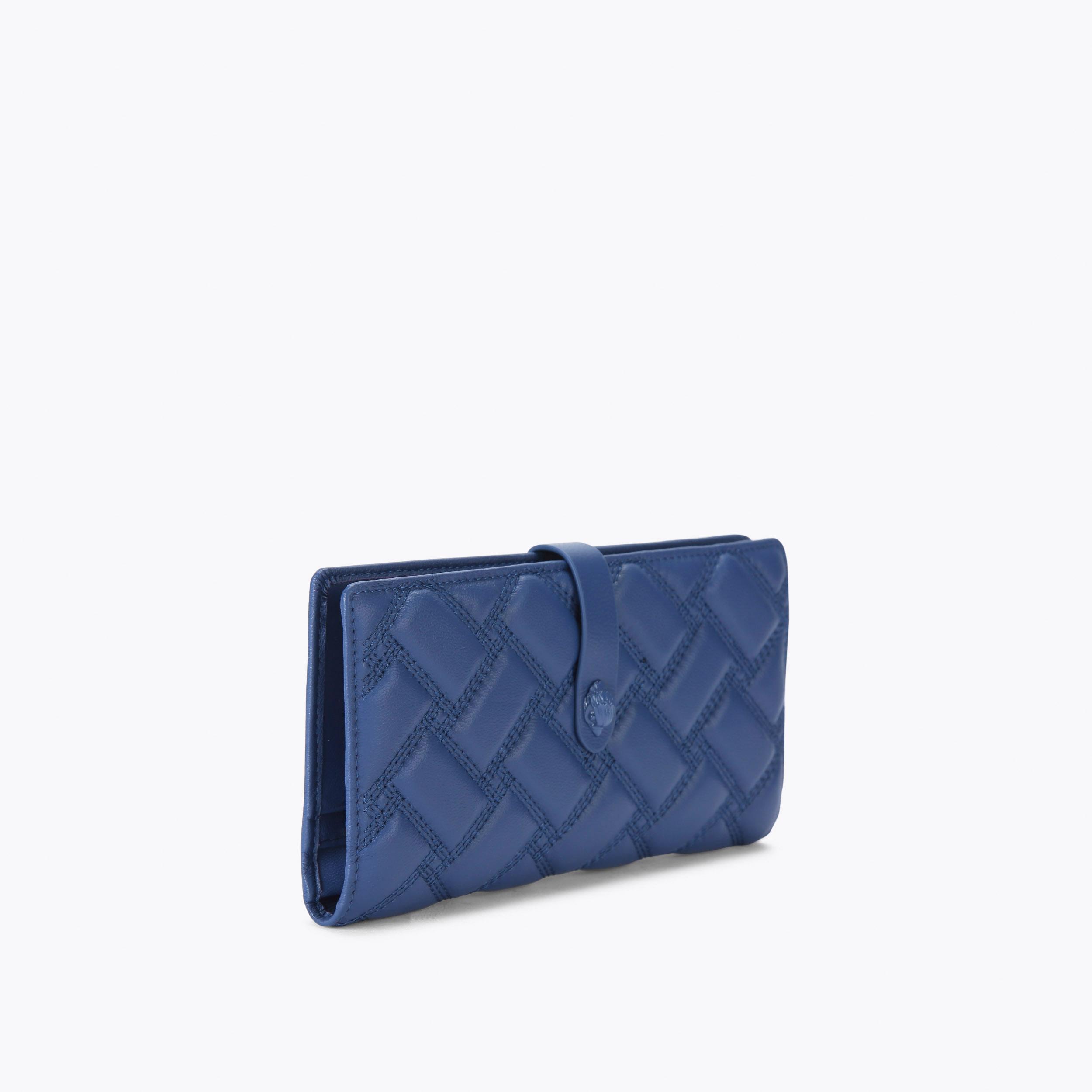 soft-wallet-kensington-dr-