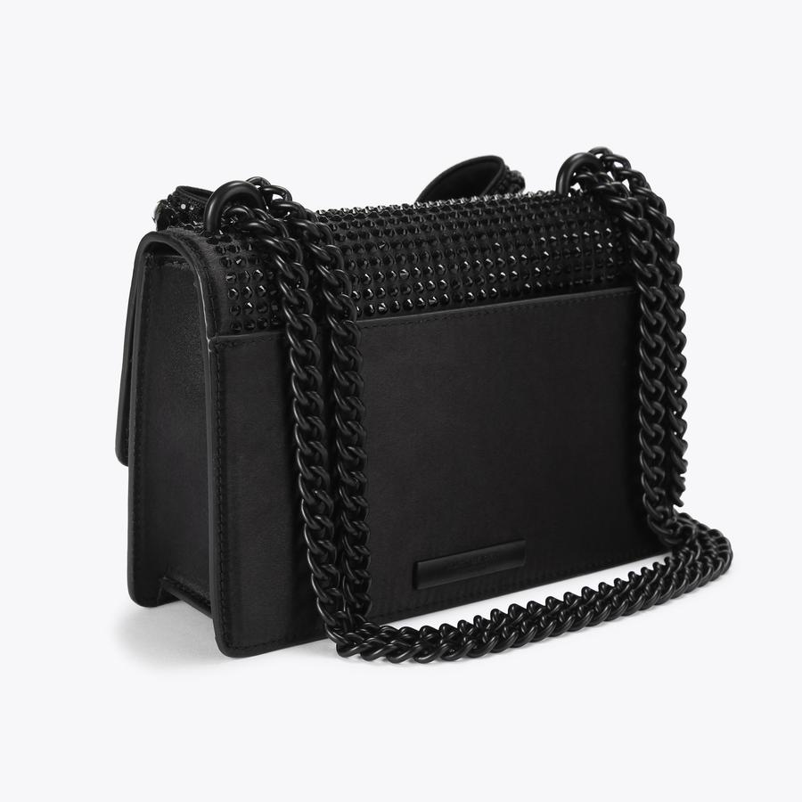 Black bag with black chain sale