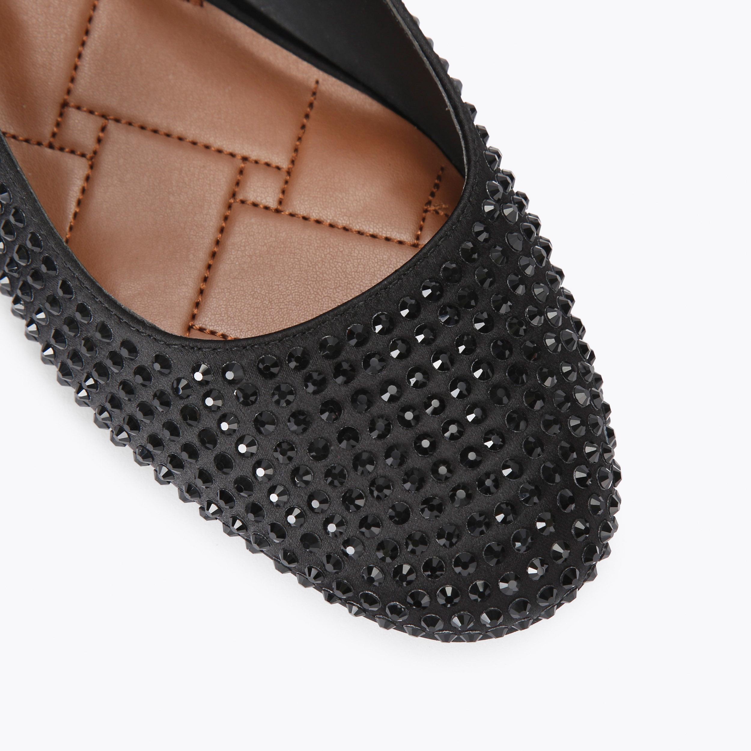 Designer Shoes & Accessories For Men & Women | Kurt Geiger