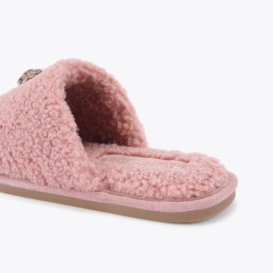 Shops ladies pink slippers