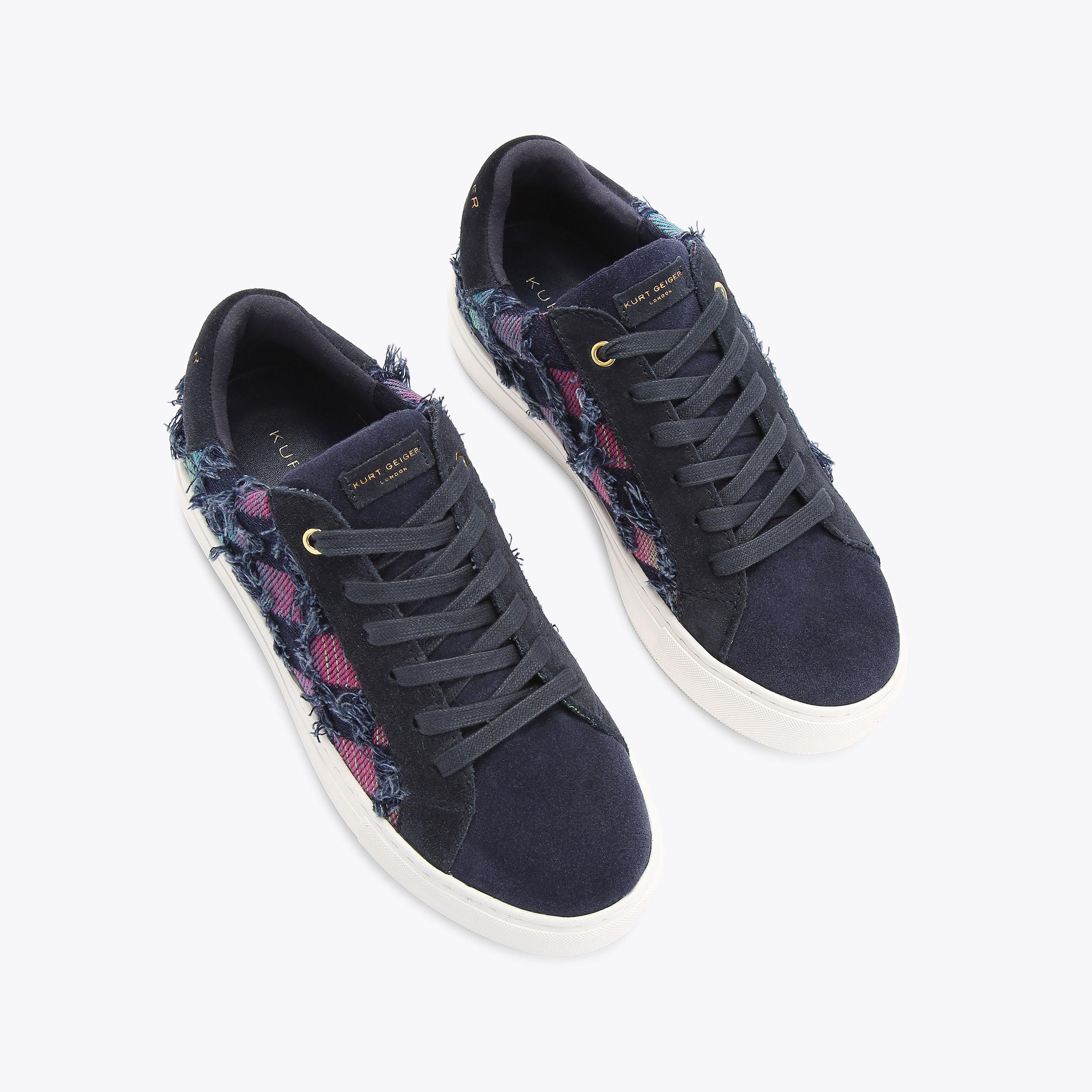   London★Laney リボン 装飾スニーカー LANEY Denim Lace Up Sneaker by KURT GEIGER LONDON