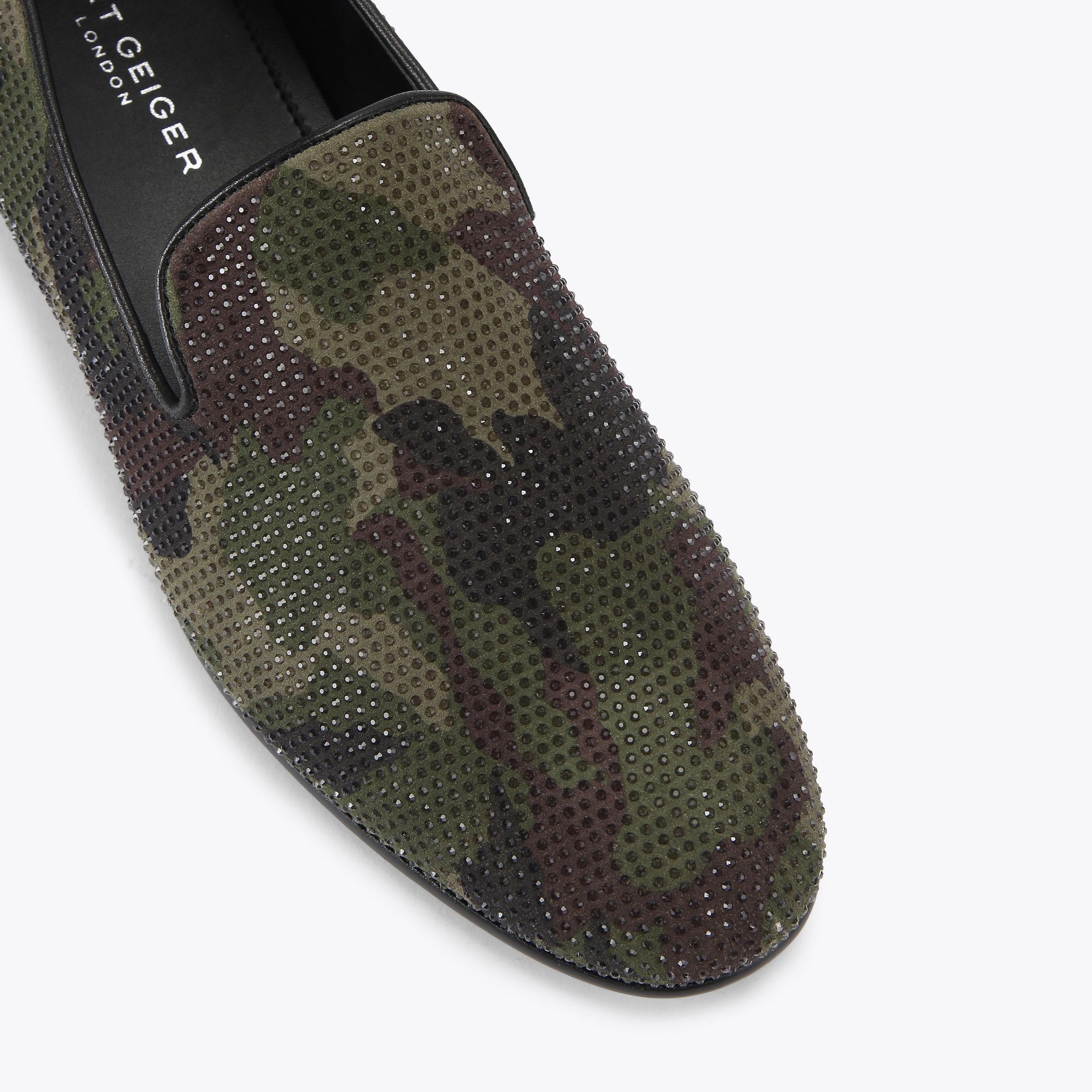 Guess Mens Camouflage‎ Velvet Horsebit Loafer Green Brown Camo Slip On Shoe 10 Boardwalk_HunterGreen_Cream_01  main image 4