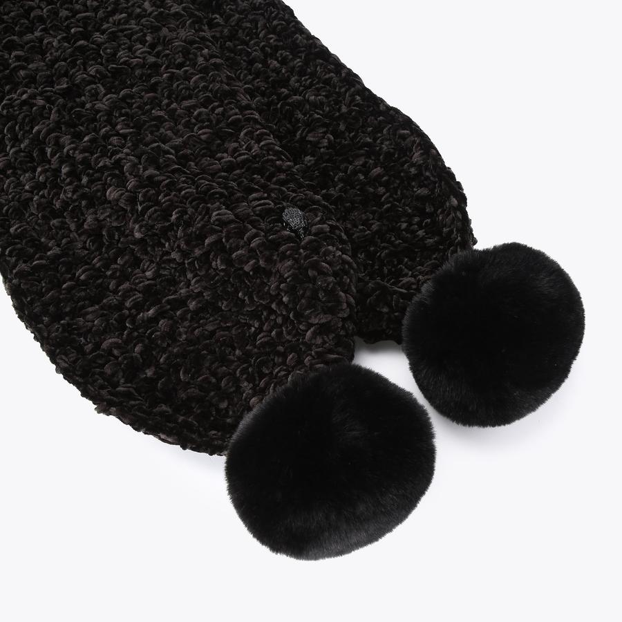 CHUNKY CHENILLE SCARF Black Chenille Scarf by KURT GEIGER LONDON CHUNKY CHENILLE SCARF Black Chenille Scarf by KURT GEIGER LONDON