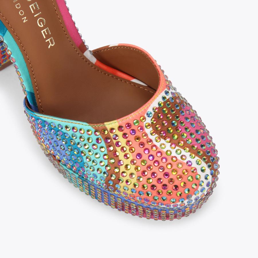 KENSINGTON LANGLEY Red Croc Embossed Heel by KURT GEIGER LONDON