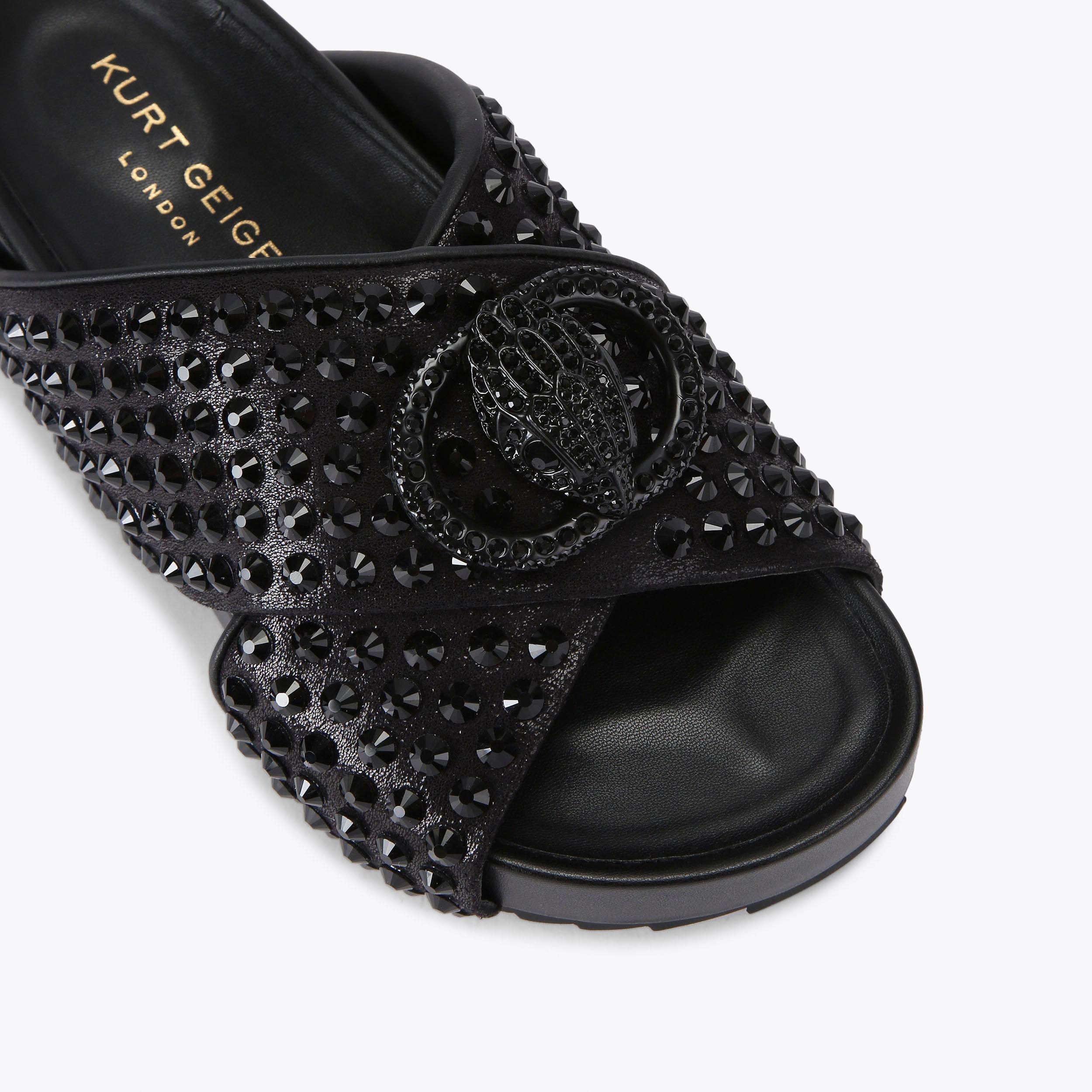chelsea-cross-strap-dr-black-