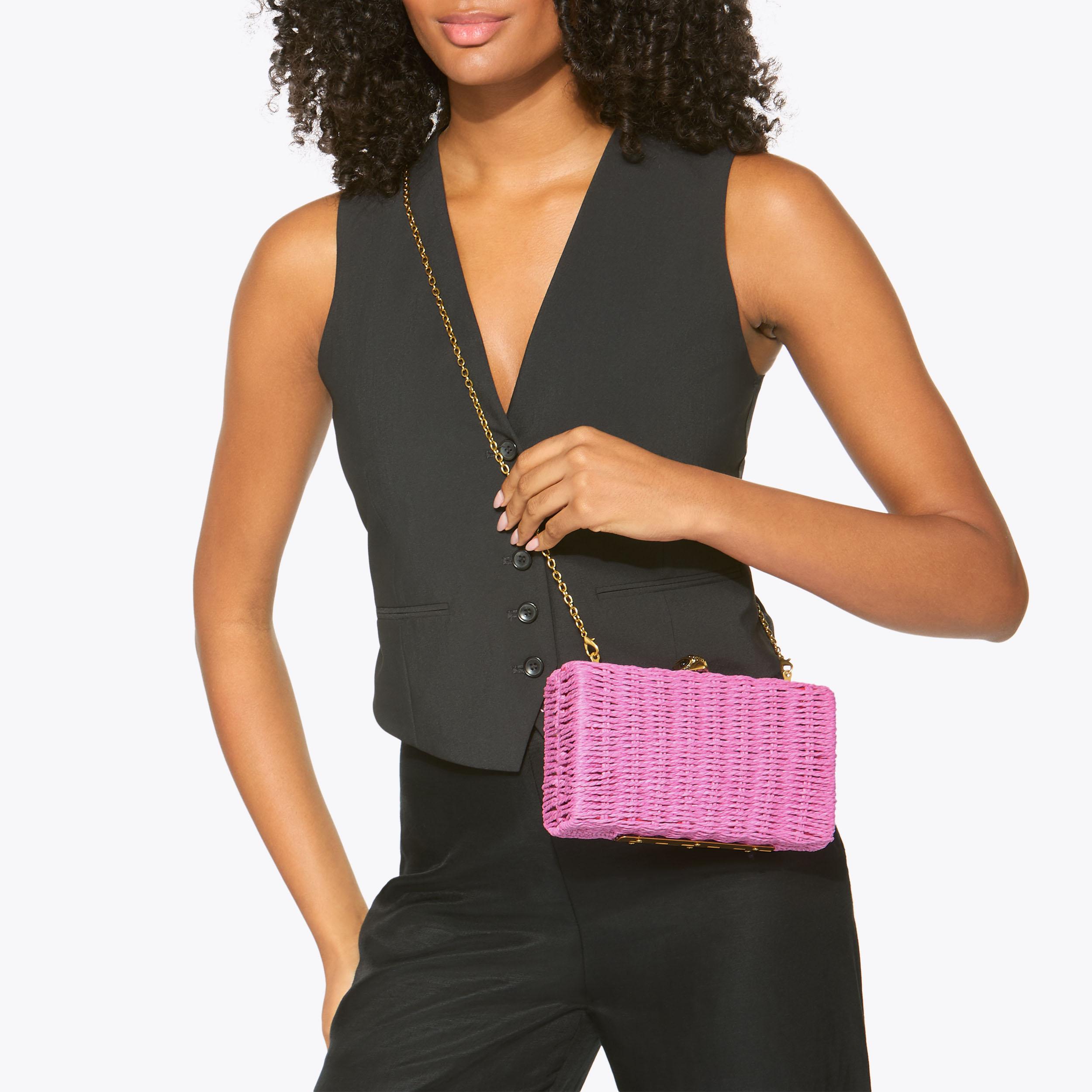 クラッチバッグ Mcm Clutches Pink Medium Crossbody Pouch in Visetos Original Pink | MCM ®US