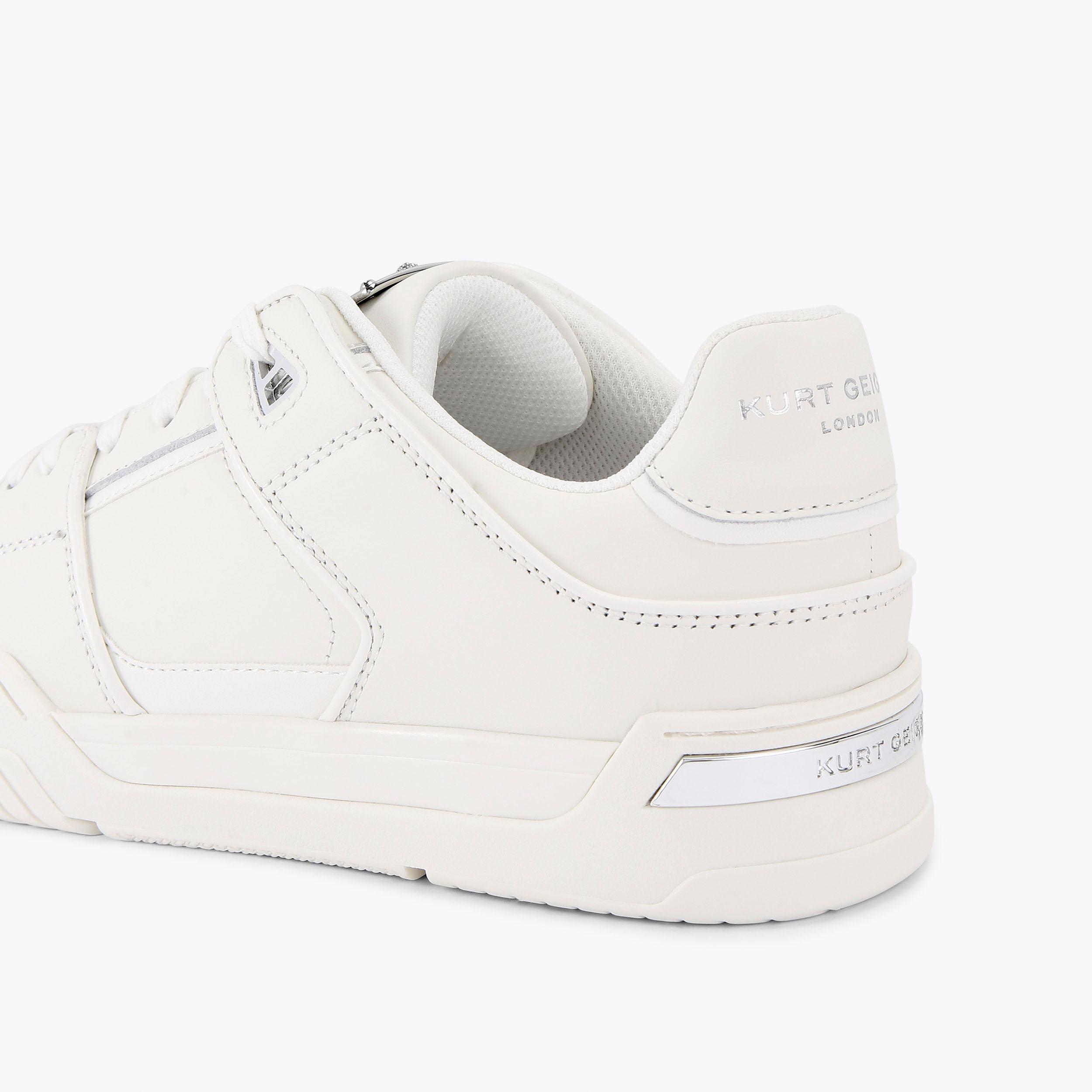 Regan Plaque Sneaker