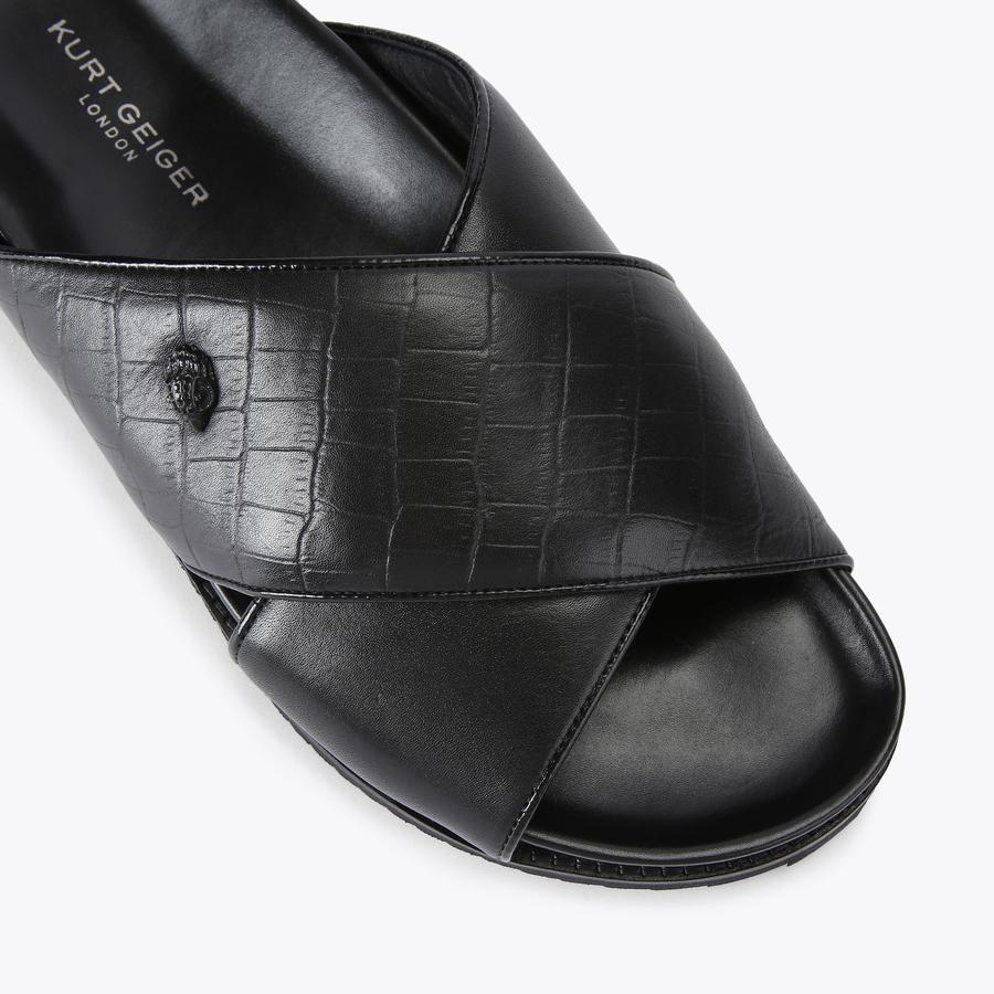 キンバクローラー Baron Black Croc Embossed Men's Sandal | Kurt Geiger
