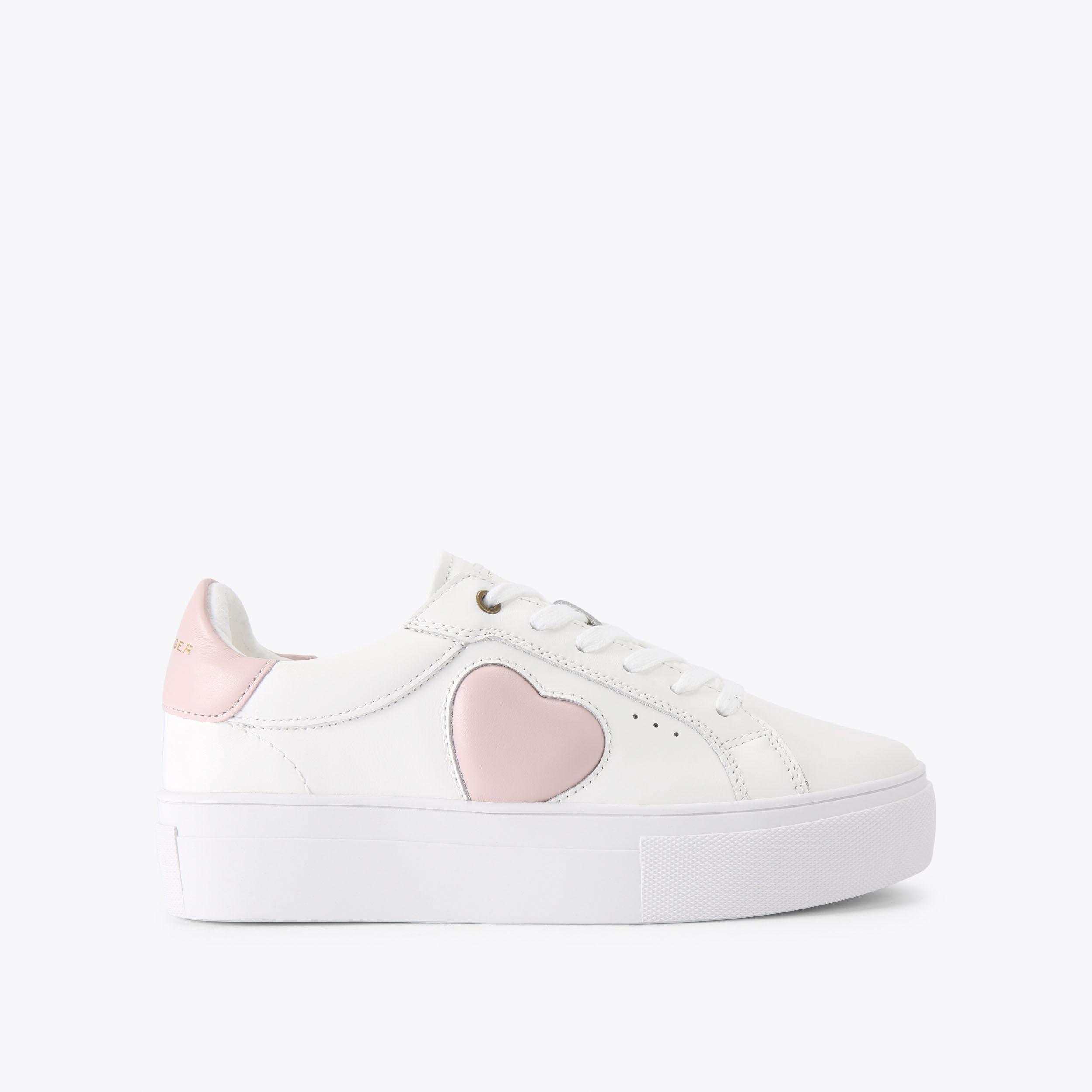 ★HPLLY LOVES LOVE★ ZIGZAG JORI Kurt Geiger London Lane Love Leather Rhinestone Heart Detail