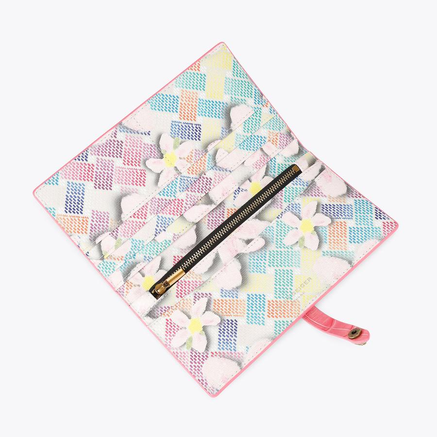Camden Flower Canvas Wallet | Kurt Geiger