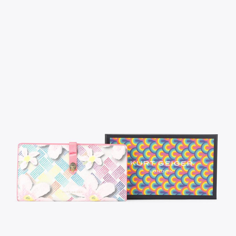 Camden Flower Canvas Wallet | Kurt Geiger