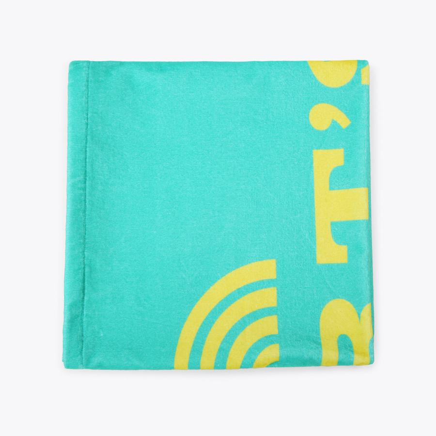 Kurts Motel Green Cotton Tassel Beach Towel | Kurt Geiger