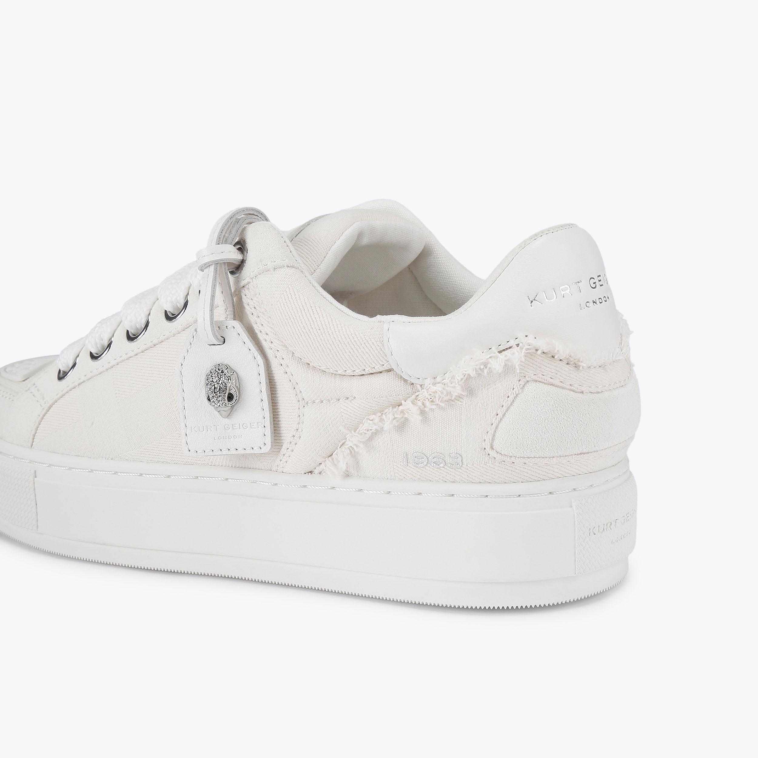 SOUTHBANK TAG SNEAKER Light Grey Suede Leather by KURT  display picture 3
