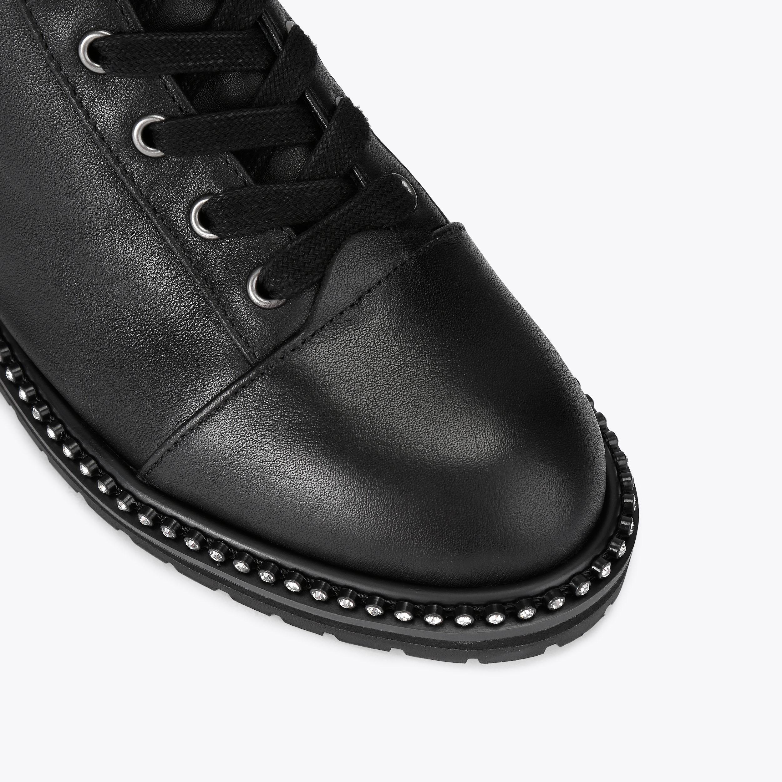 小物 BE010/CLR BLACK-GRY Stoop Combat Boot Black Leather | Kurt Geiger