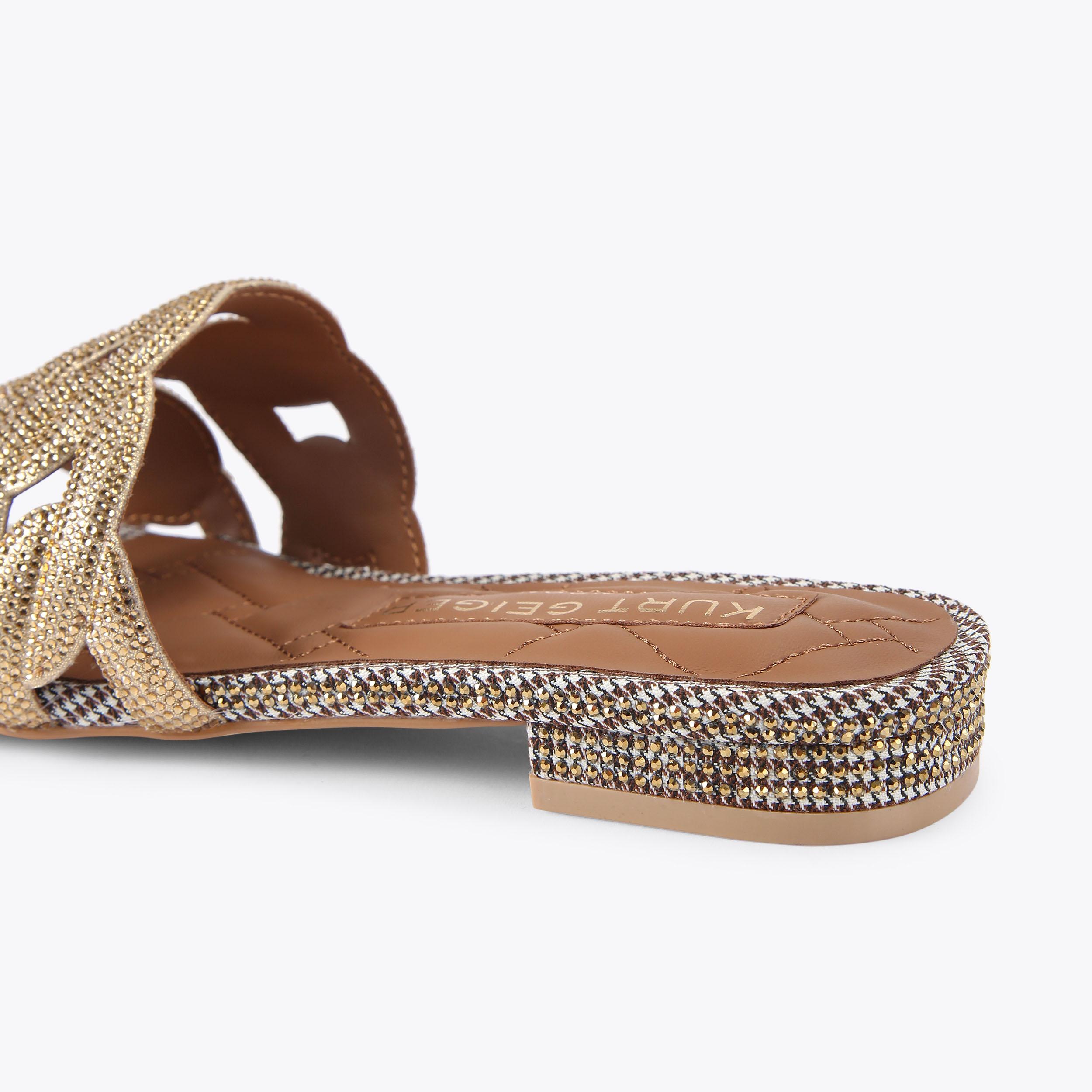 CRYSTAL CHAIN FLAT SDL Beige Houndstooth Slip On Sandal by