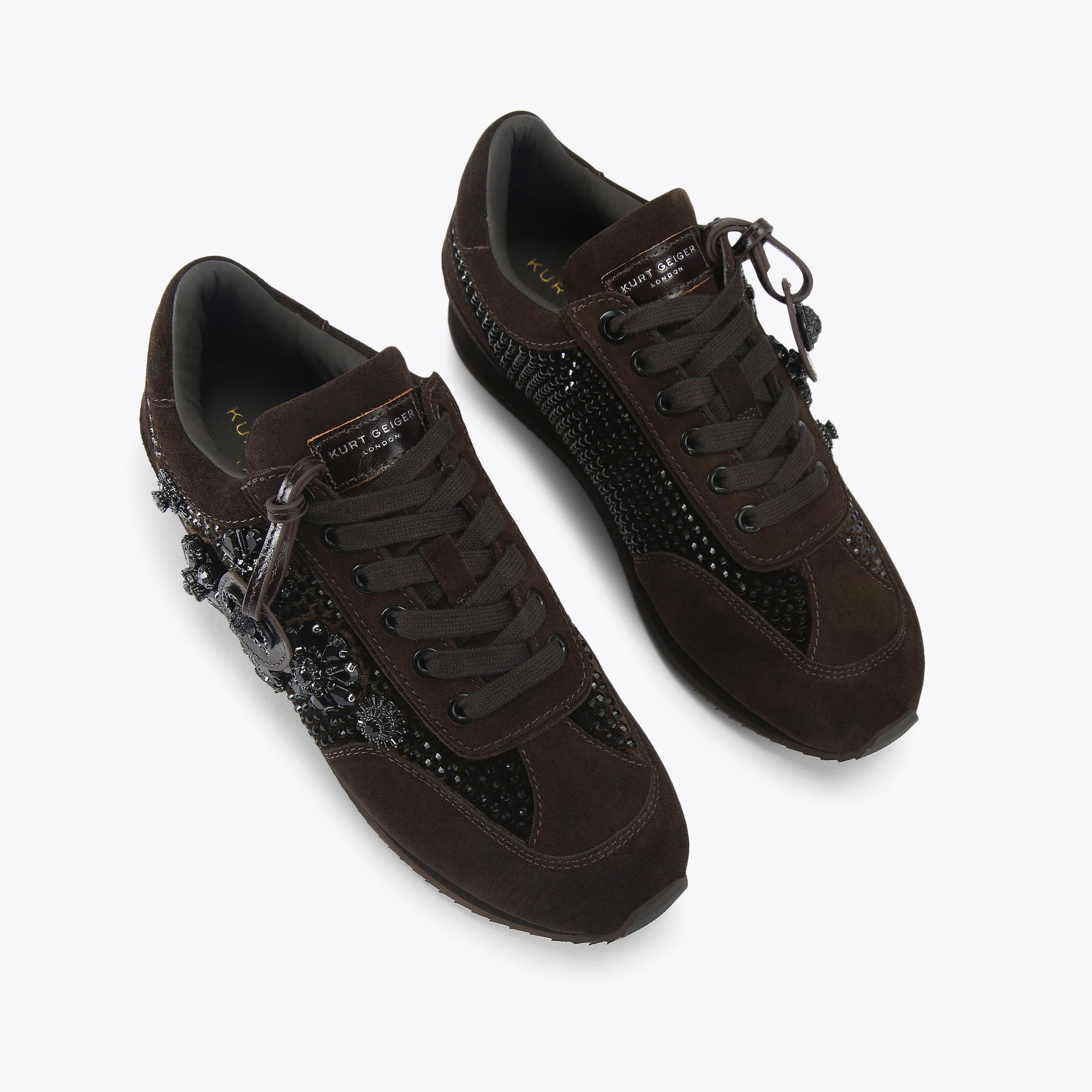 W　カロリナクルコヴァ CHELSEA JEWEL TAG Velvet Suede Lace Up Sneaker by KURT GEIGER LONDON
