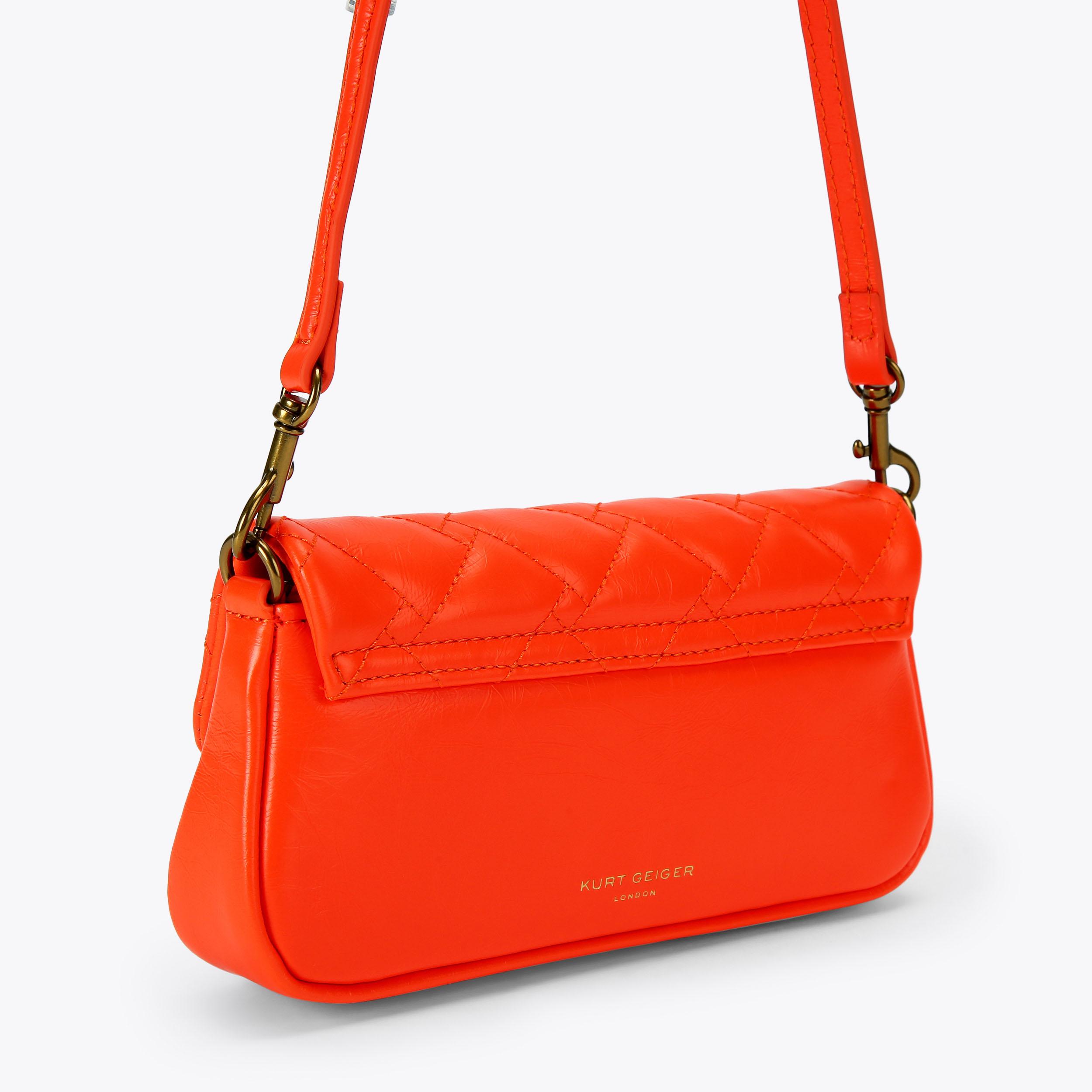 バッグ TENDER PERSON 20SS CORAL SHOULDER BAG PICKLE SHOULDER BAG Pickle Shoulder Purse by Kurt Geiger London