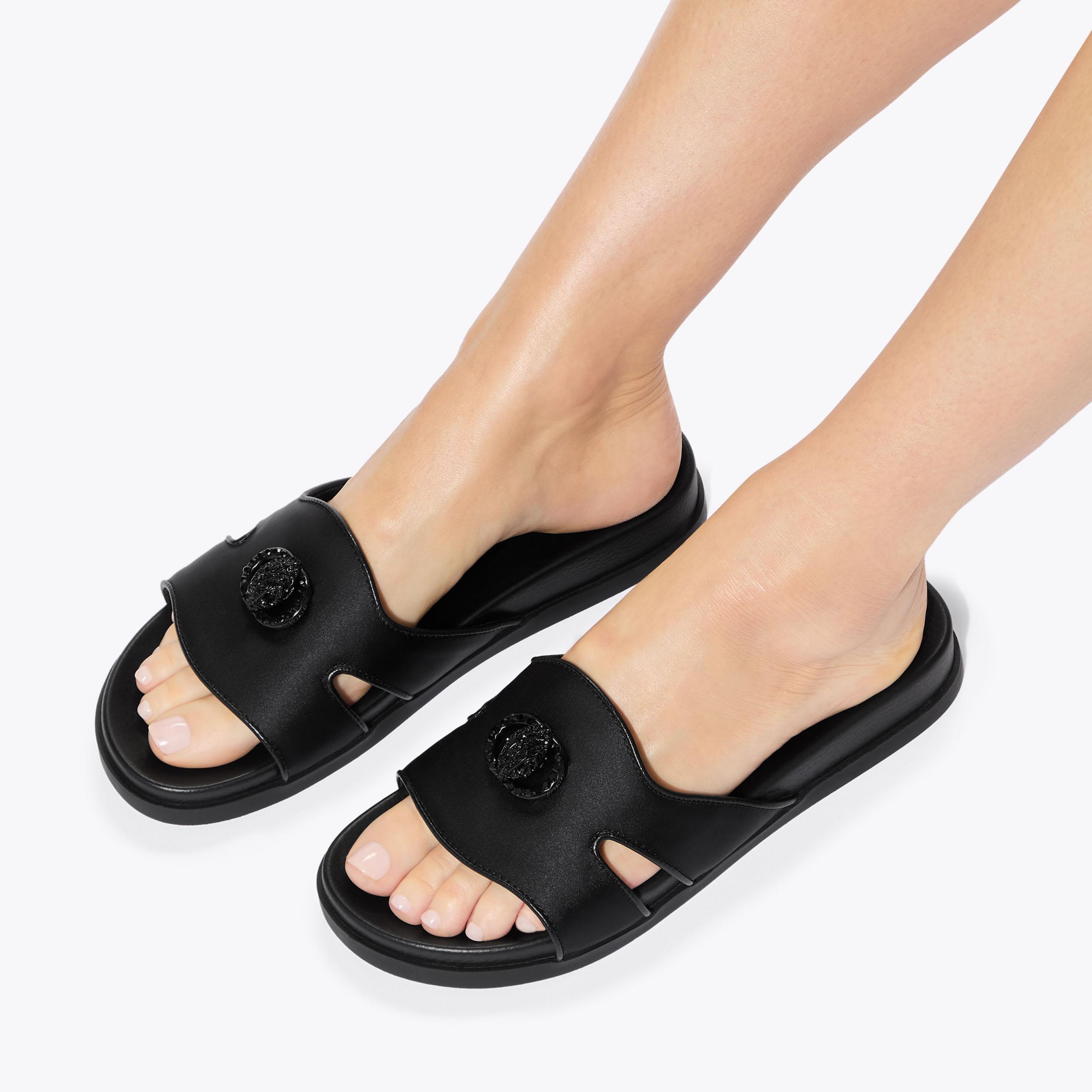 ジュディス・ブラックPleasant Streetサイン入り CHELSEA CUT OUT SLIDE Black Satin Slip On Sandal by Kurt Geiger London