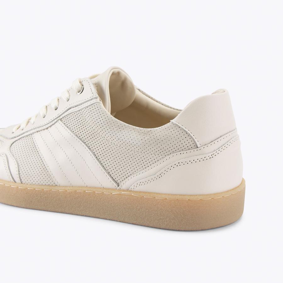 コーリング('02米) LLOYD 2 White Lace Up Sneaker by Kurt Geiger London