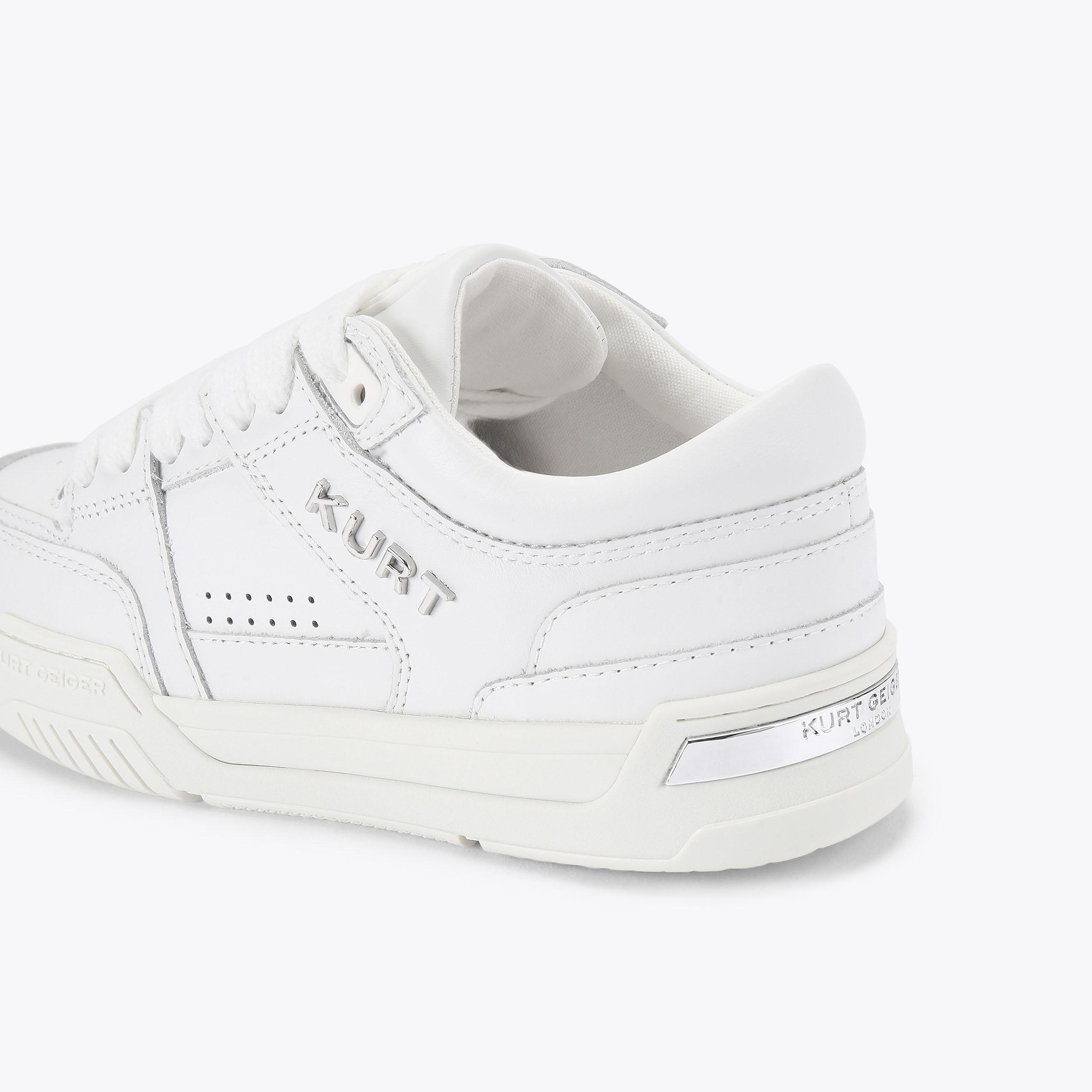 イングリッシュキング KINGLAND SNEAKER White Kingland Sneaker by Kurt Geiger London