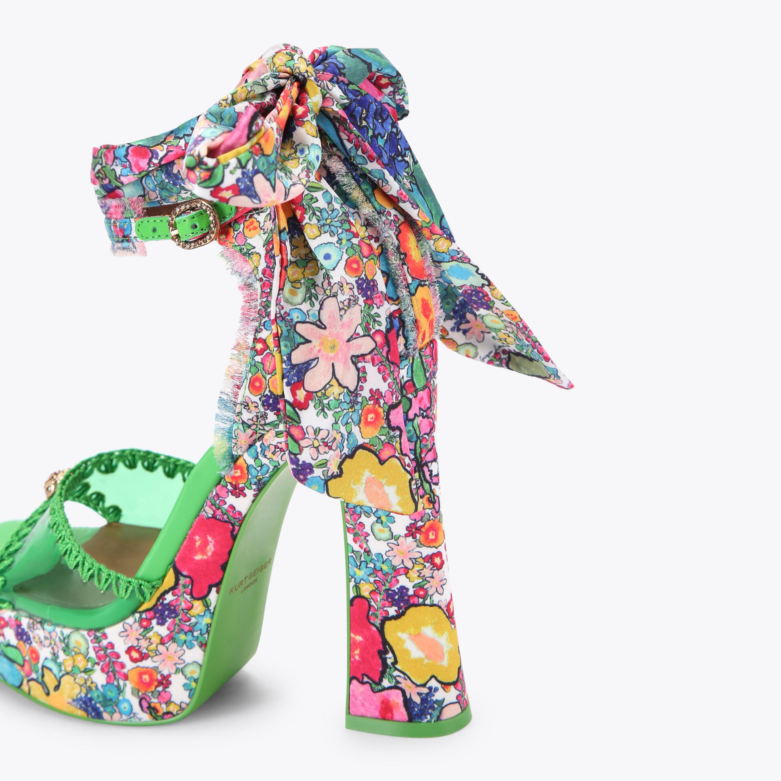 VINYL TIE PLATFORM Green Platform Sandals by Kurt Geiger London