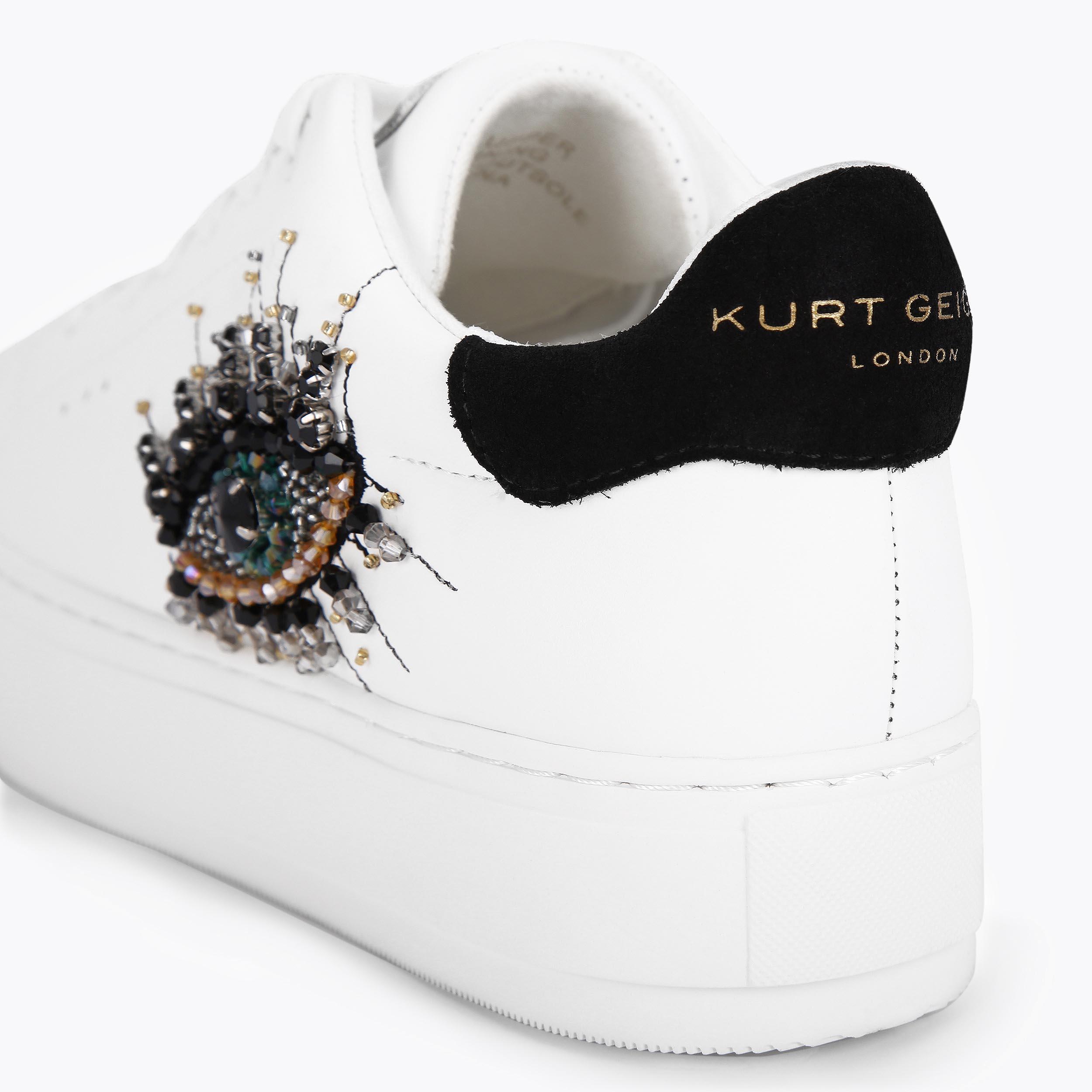 WHITE LANEY EYE by KURT GEIGER LONDON