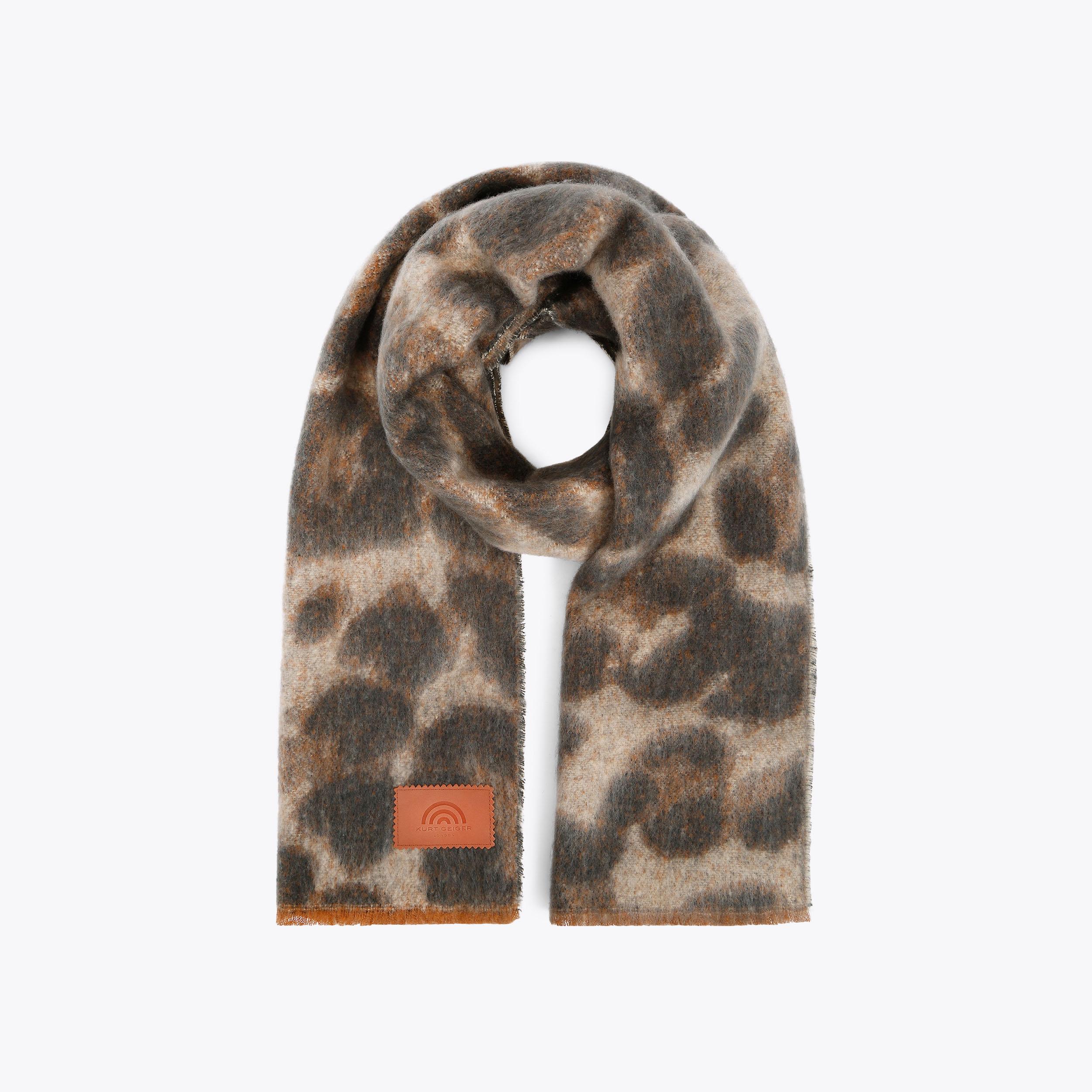 Aseedonclöud | Sheep Scarf In Cotton Silk