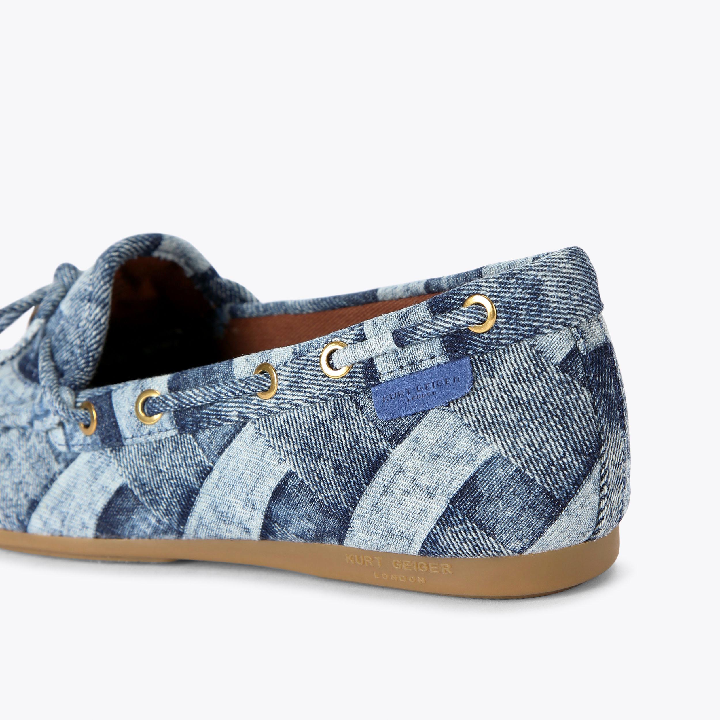 (MSRP $90) Kurt Geiger Denim Eagle Barrette - NIP Kurt Geiger Unboxing Eagle Denim Bow Slip-on Moccasins  main image 4