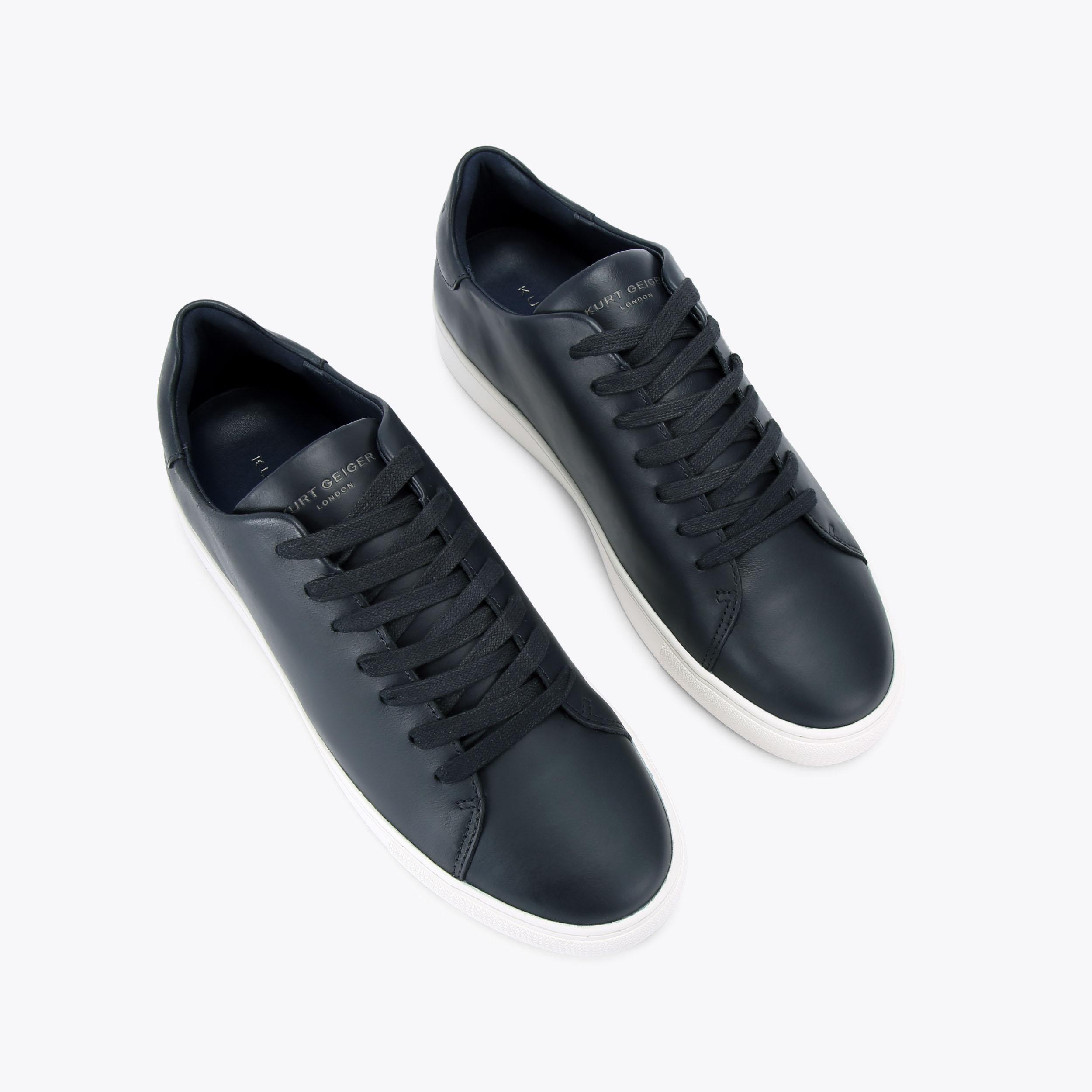 78-87 デレク・リジャーズ Lennon Navy Leather Sneakers | Stylish Navy Shoes | Kurt Geiger